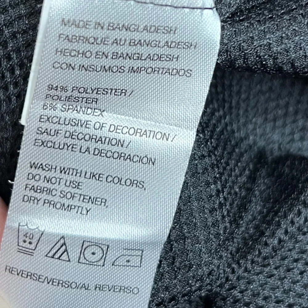 Izod Golf Swingflex Cargo Shorts Men's 38 Black Stretch Poly 5 Pocket - Picture 5 of 7